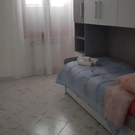 A Casa Di Anto エーボリ